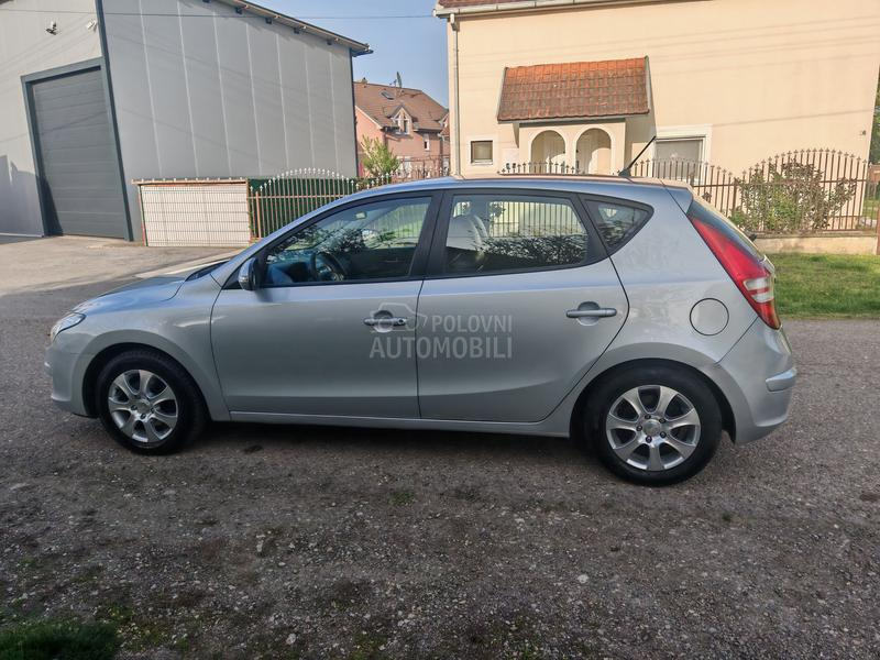 Hyundai i30 1.6 crdi