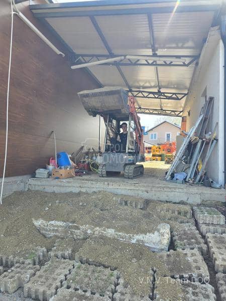 Takeuchi TL 10  1t, nove gusenice