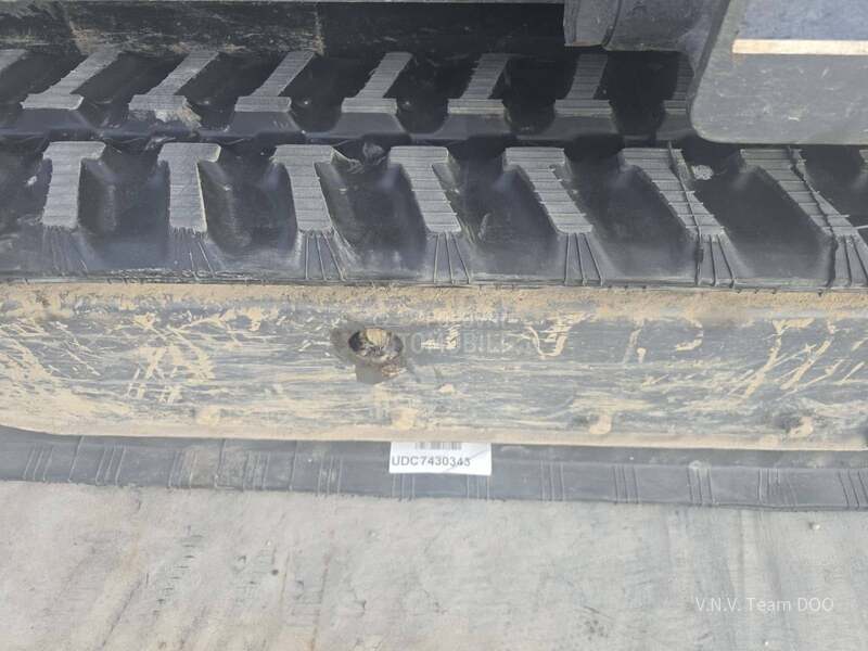 Takeuchi TL 10  1t, nove gusenice