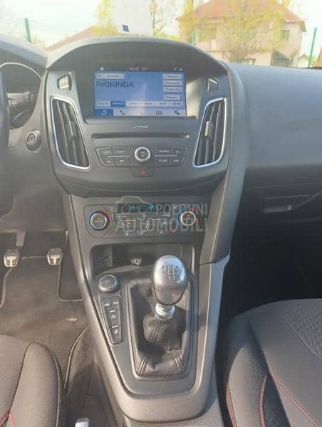 Ford Focus 1.5SCTI ST Line