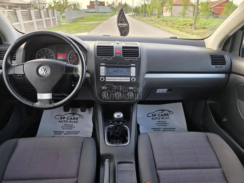 Volkswagen Golf 5 1.4 16v