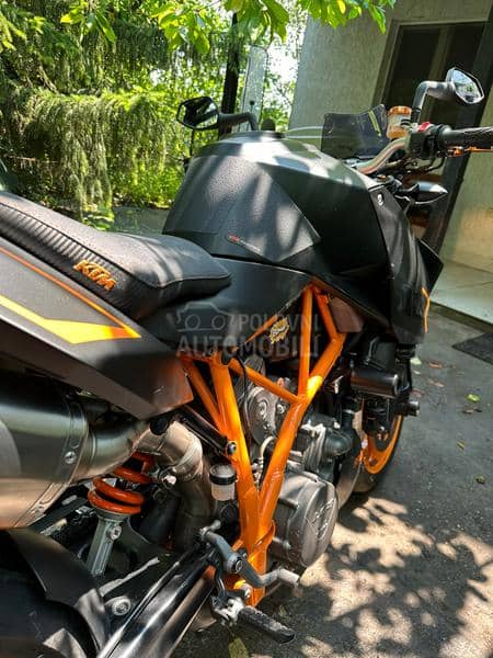 KTM SUPER DUKE R 990