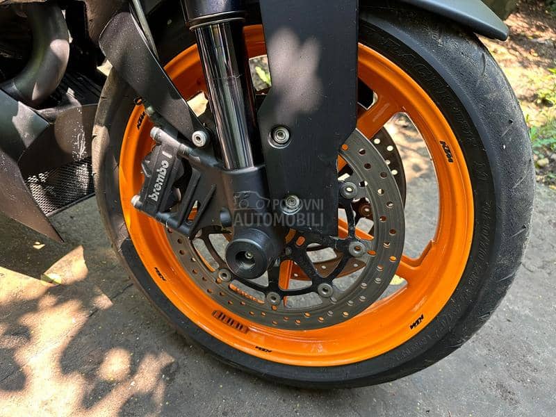 KTM SUPER DUKE R 990