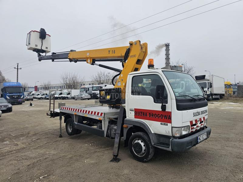 Nissan Cabstar 35.10/Auto korpa