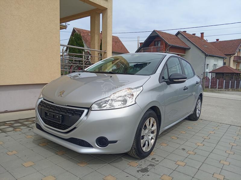 Peugeot 208 1.2