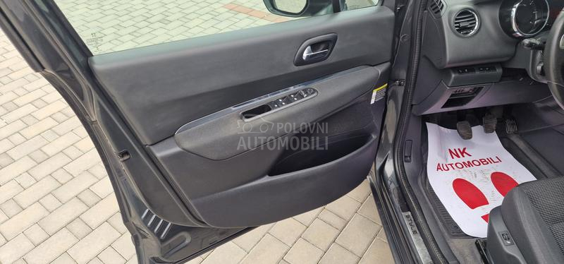 Peugeot 5008 1.6 Hdi Style