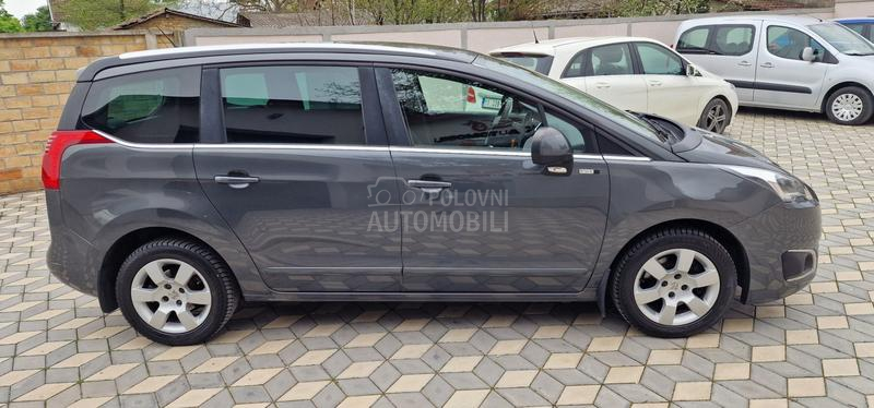 Peugeot 5008 1.6 Hdi Style