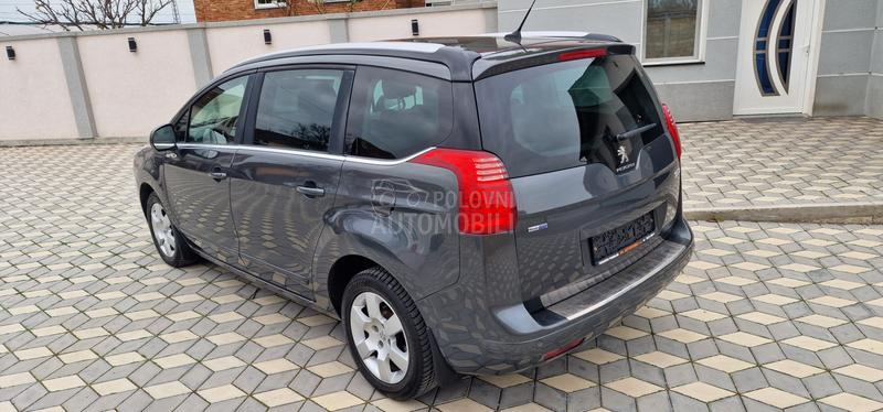 Peugeot 5008 1.6 Hdi Style