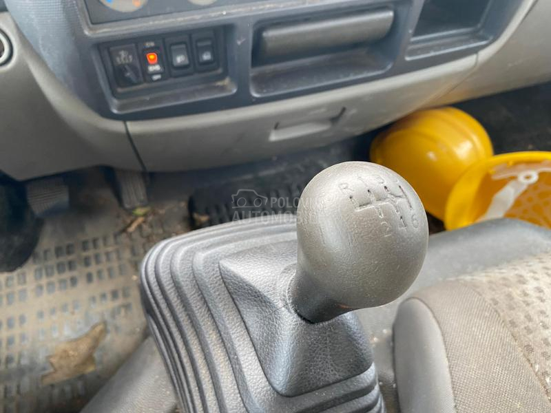 Nissan Cabstar 35.14/S korpom