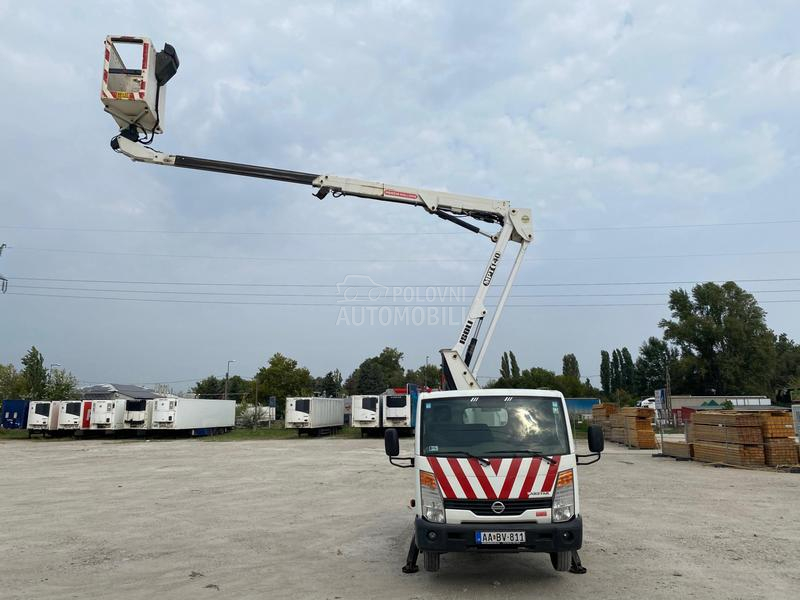 Nissan Cabstar 35.14/S korpom