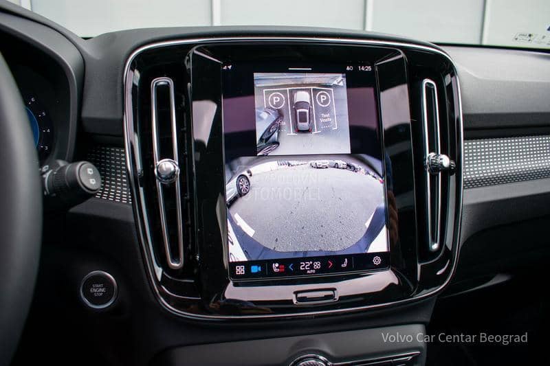 Volvo XC40 B3 Plus Dark