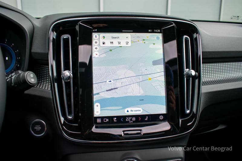 Volvo XC40 B3 Plus Dark