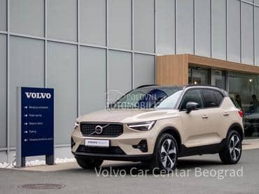 Volvo XC40 B3 Plus Dark
