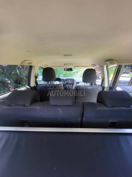 Mitsubishi Outlander 2.2DI-DI INT. PACK
