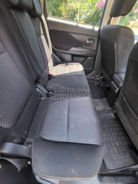 Mitsubishi Outlander 2.2DI-DI INT. PACK