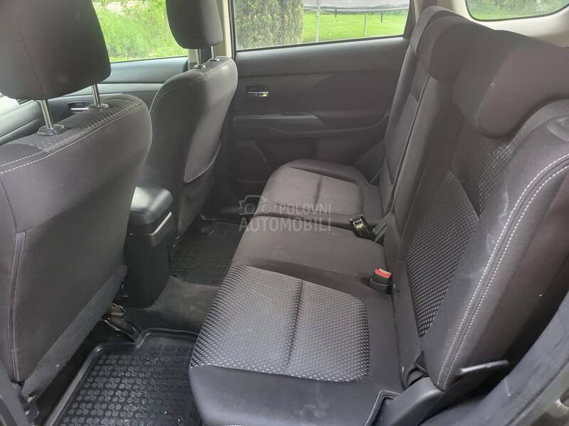Mitsubishi Outlander 2.2DI-DI INT. PACK