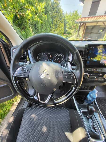 Mitsubishi Outlander 2.2DI-DI INT. PACK