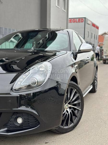 Alfa Romeo Giulietta QV/QuadrifoglioVerde