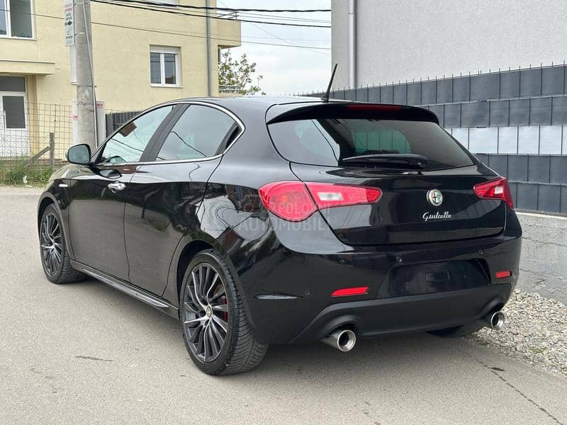 Alfa Romeo Giulietta QV/QuadrifoglioVerde