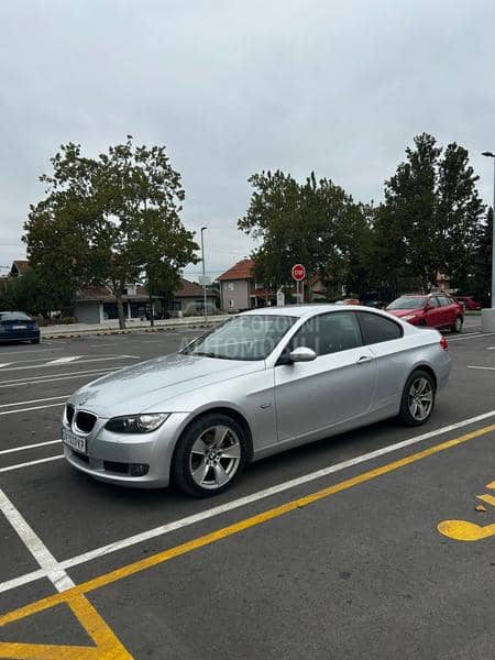 BMW 320 e92