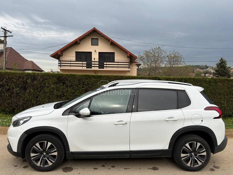 Peugeot 2008 1.5HDI ALLURE