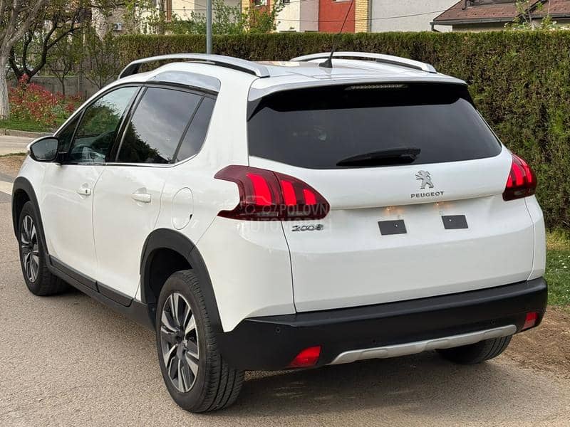 Peugeot 2008 1.5HDI ALLURE