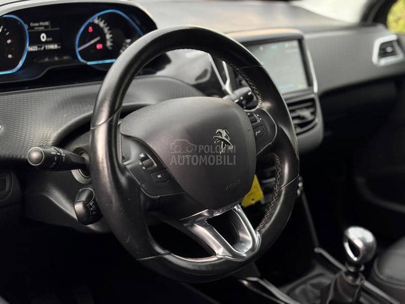 Peugeot 2008 1.5HDI ALLURE