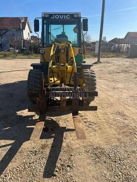 Komatsu WA65