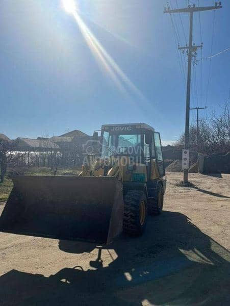 Komatsu WA65