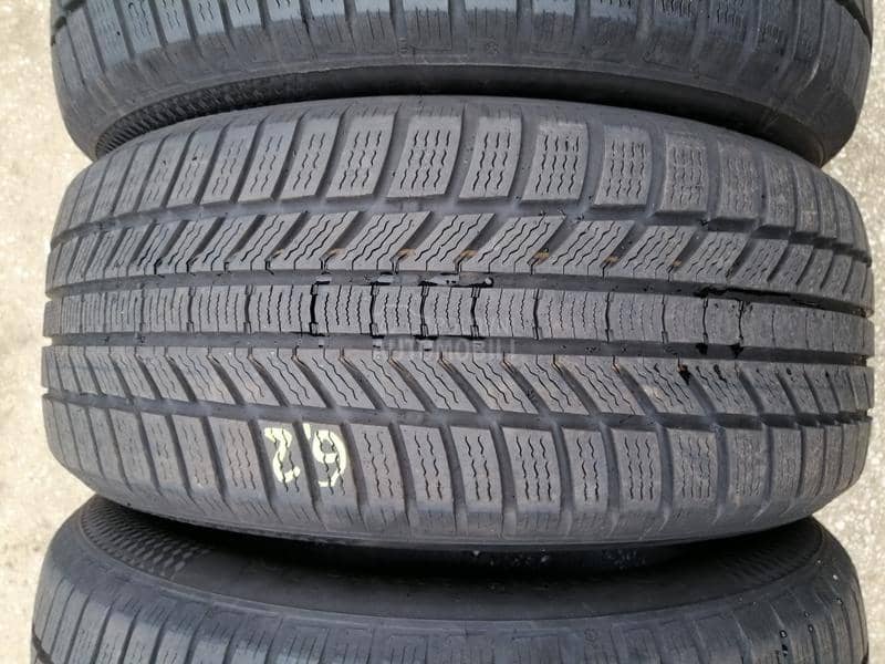 Continental 235/55 R17 Zimska