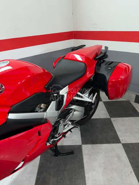 Honda Vfr 800 f