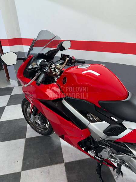 Honda Vfr 800 f