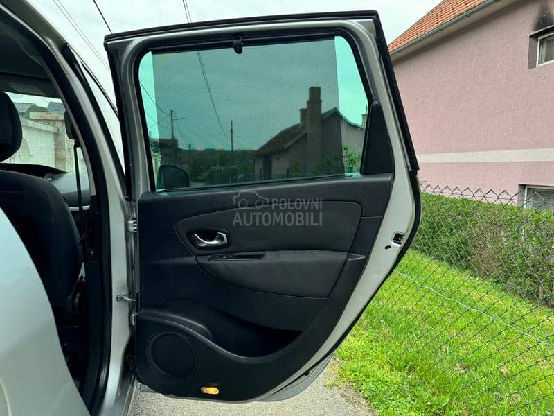 Renault Grand Scenic 1.4 TCE 7 Sedista