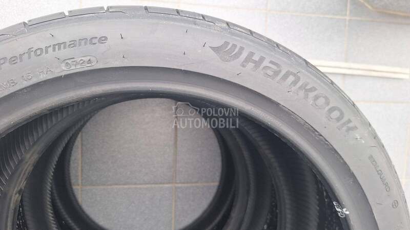 Hankook 235/45 R21 Letnja