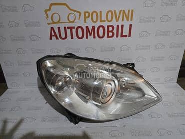 Desni xenon far za Mercedes Benz B Klasa od 2005. do 2009. god.