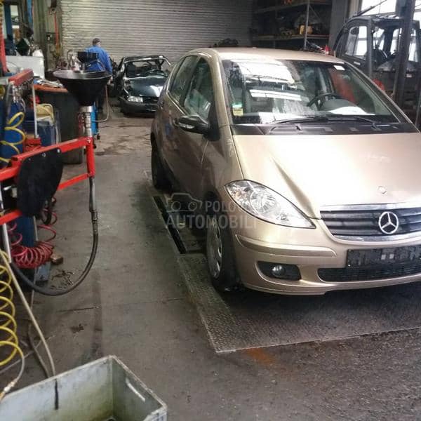 Mercedes Benz A Klasa 2006 -  kompletan auto u delovima