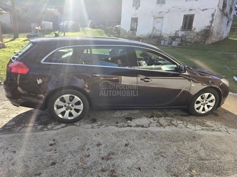 Opel Insignia 2,0  cdti