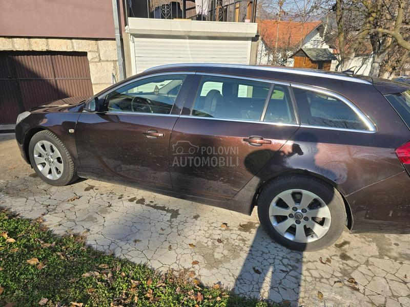 Opel Insignia 2,0  cdti