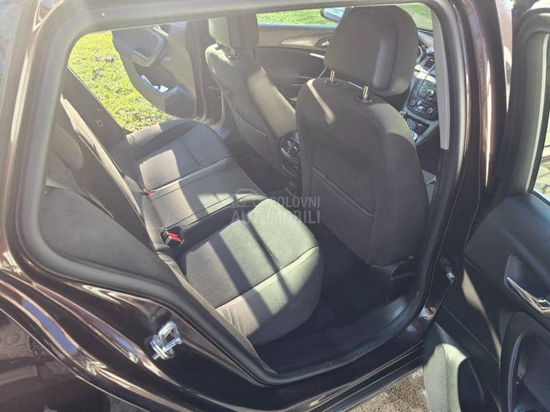Opel Insignia 2,0  cdti