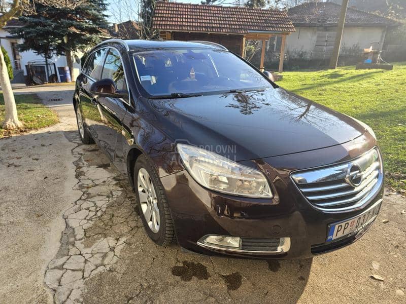 Opel Insignia 2,0  cdti