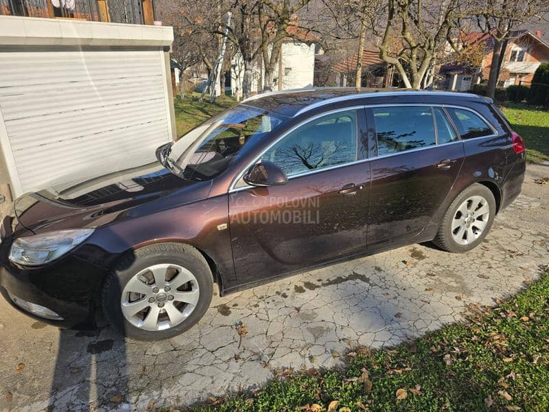 Opel Insignia 2,0  cdti