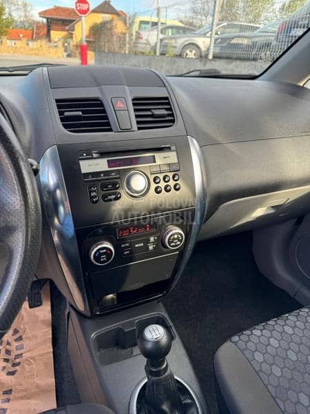 Suzuki SX4 1.6 4x4 perla