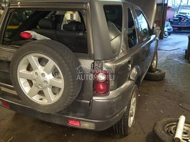 Land Rover Freelander 2005 -  kompletan auto u delovima