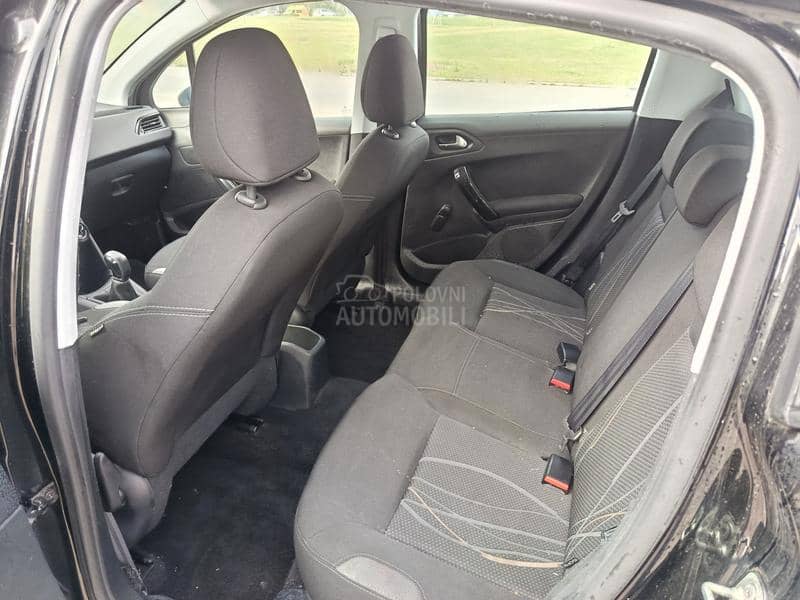 Peugeot 208 1.2 ben
