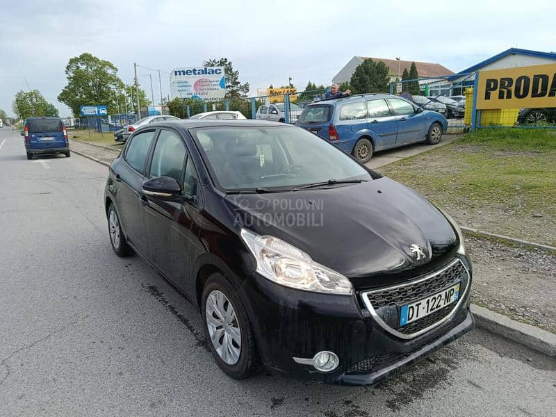Peugeot 208 1.2 ben