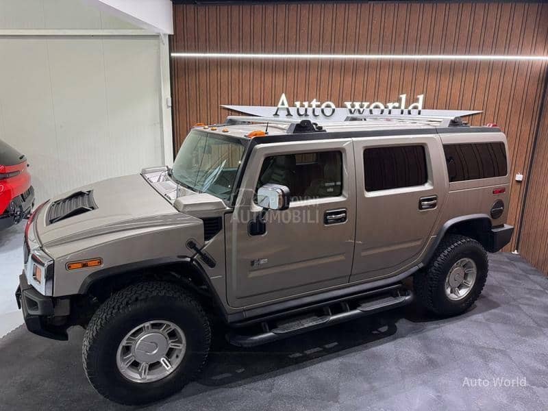 Hummer H2 