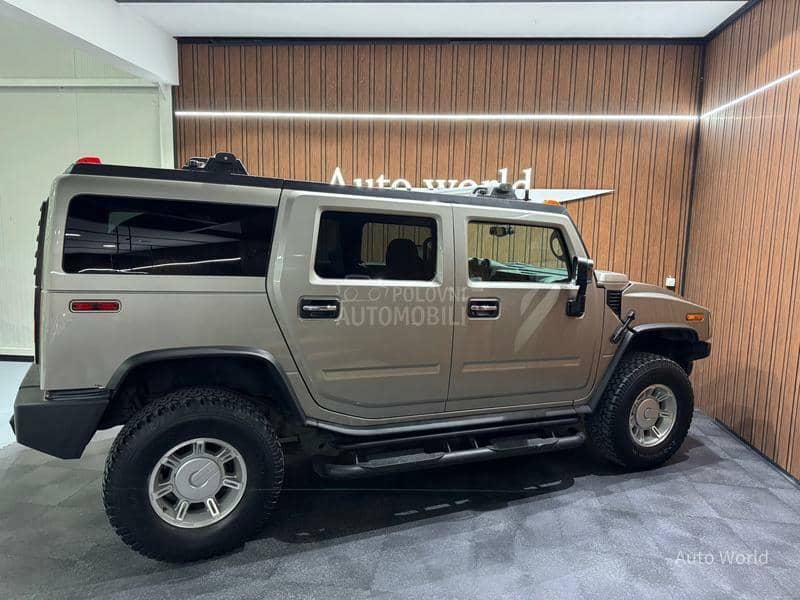 Hummer H2 