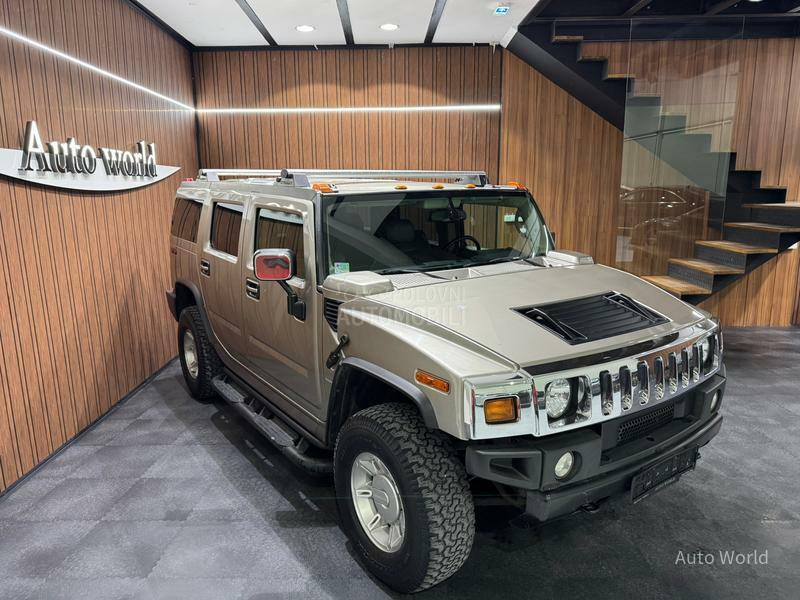 Hummer H2 