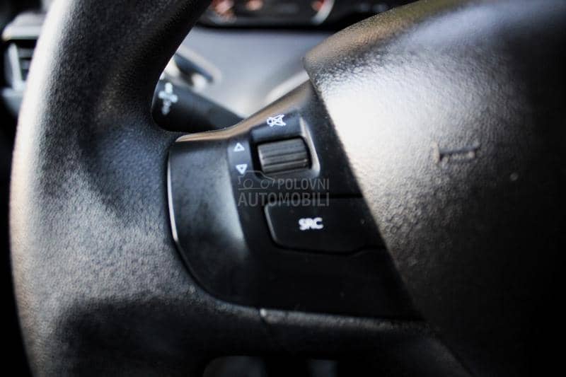 Peugeot 208 1.2 PURETECH