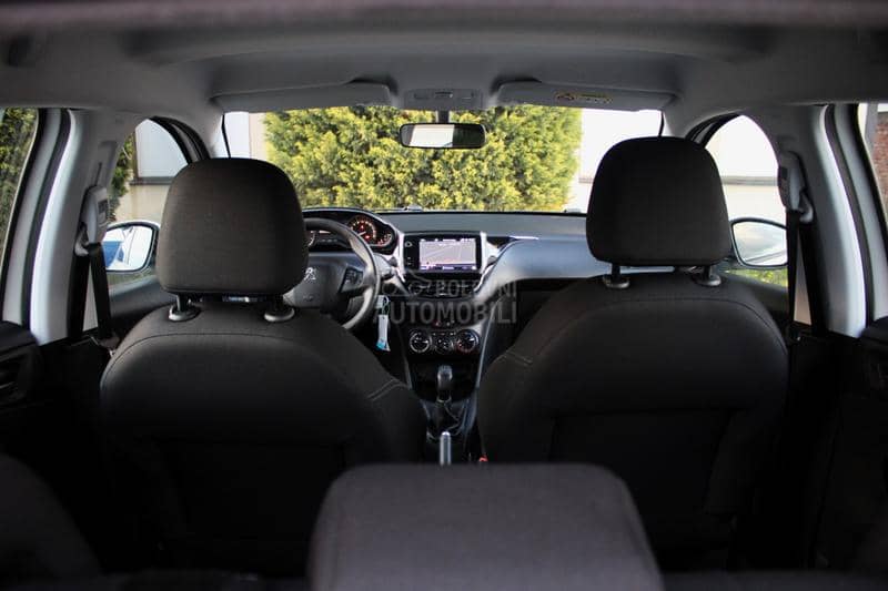 Peugeot 208 1.2 PURETECH
